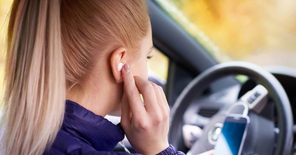 Cách sửa lỗi 'nhảy' âm thanh Bluetooth phiền toái trên iPhone