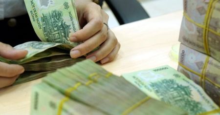 Không dùng doanh thu khai thuế 2026 để xác định lại thuế các năm trước