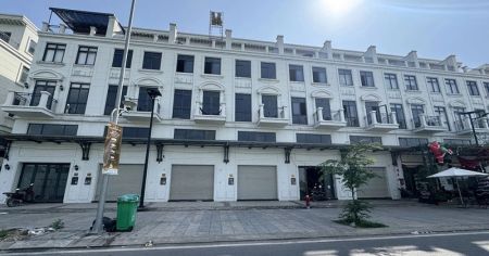 Vì sao 'kinh tế mặt đường' thoái trào?